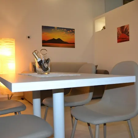 Semesterbostad Rinascimento Casa Brigitte Neapel